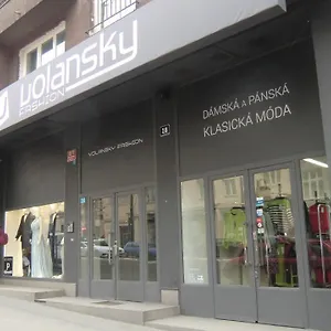 Hu Prague