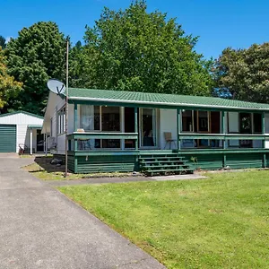 Gisborne Point Retreat - Rotoiti , Rotorua New Zealand