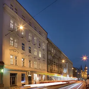 Louren Apartment
