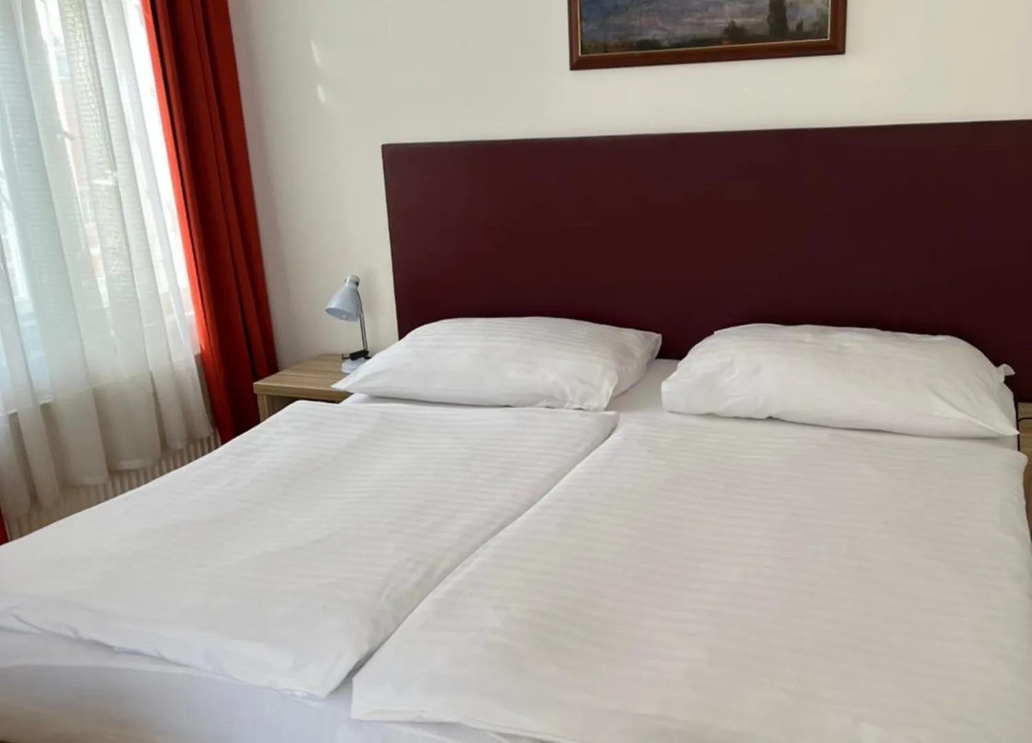 Lägenhet Residence U Vejvodu Prag